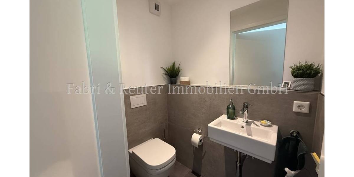Etagenwohnung Kempen - 2 Zimmer, 74 m&sup2;, 1.090&euro; | Angebot:26786780