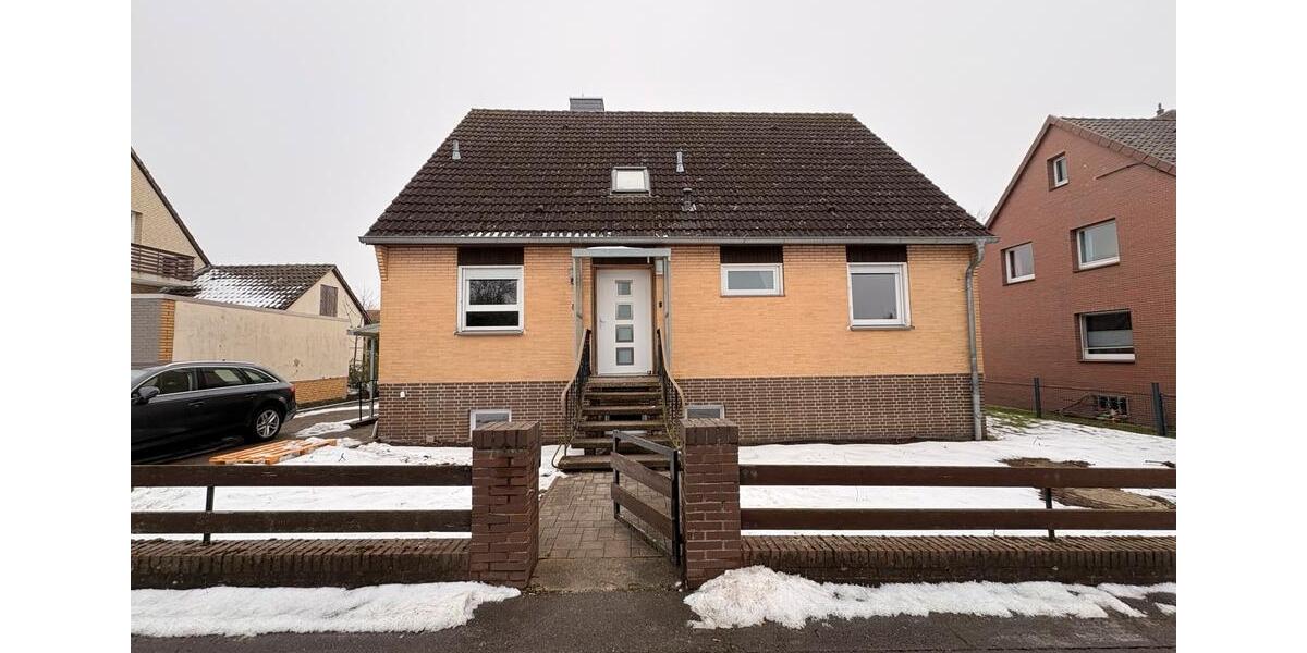 Dachgeschoßwohnung Laatzen - 3 Zimmer, 69 m&sup2;, 1.000&euro; | Angebot:25636314