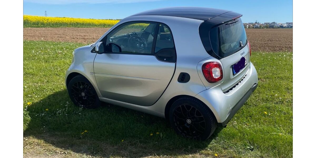 Smart ForTwo 84.400 km 13.990 &euro; Holzgerlingen 71088