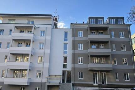 Moderne Eigentumswohnung im Neubau mit Terrasse und eigenem Garten - WE Nr. 3 4 zimmer