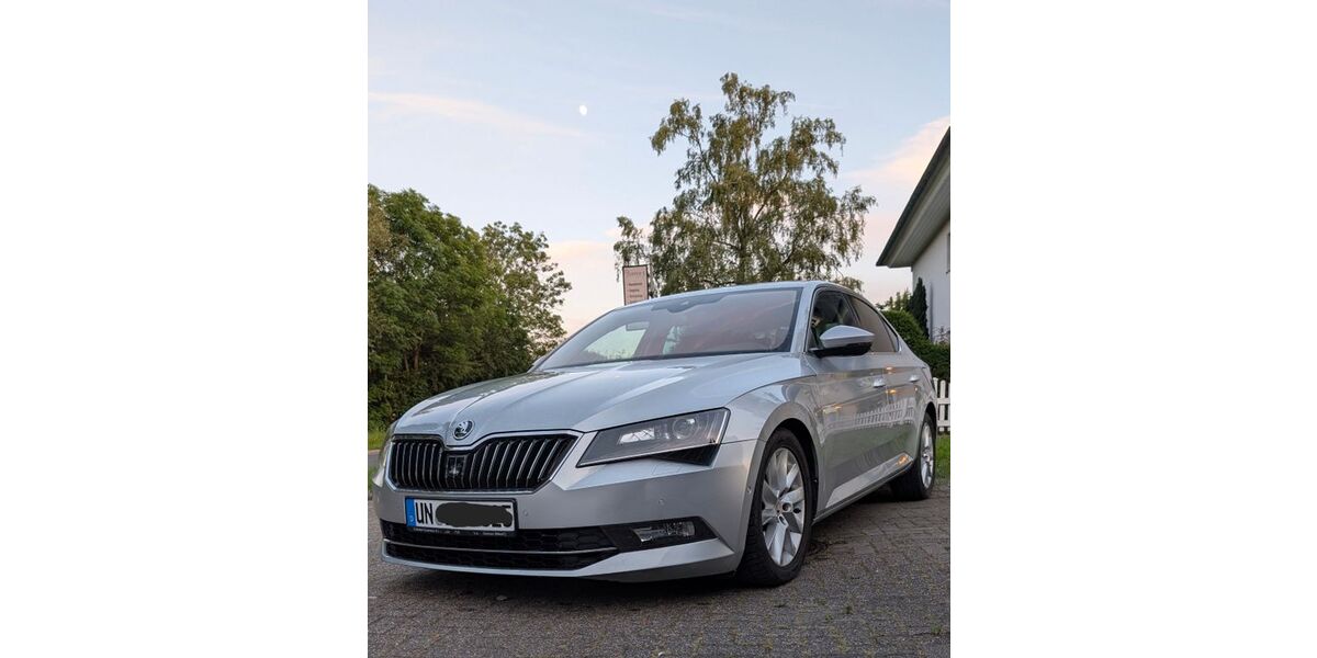 Skoda Superb 126.000 km 14.500 &euro; Bönen 59199