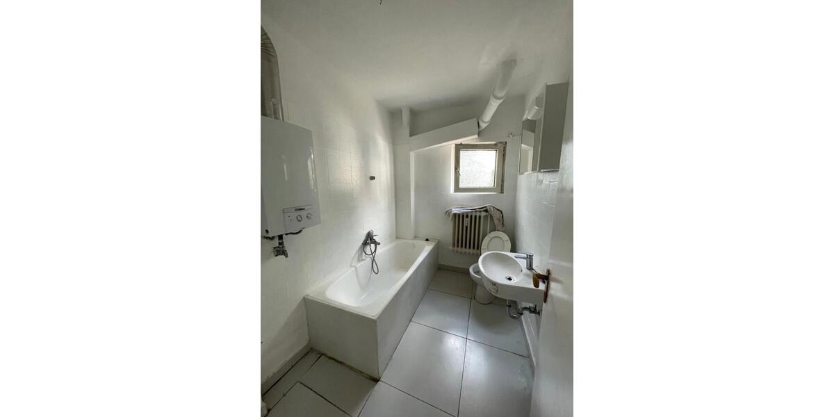 Renovierte WG-Zimmer in Ludwigshafen 5 zimmer