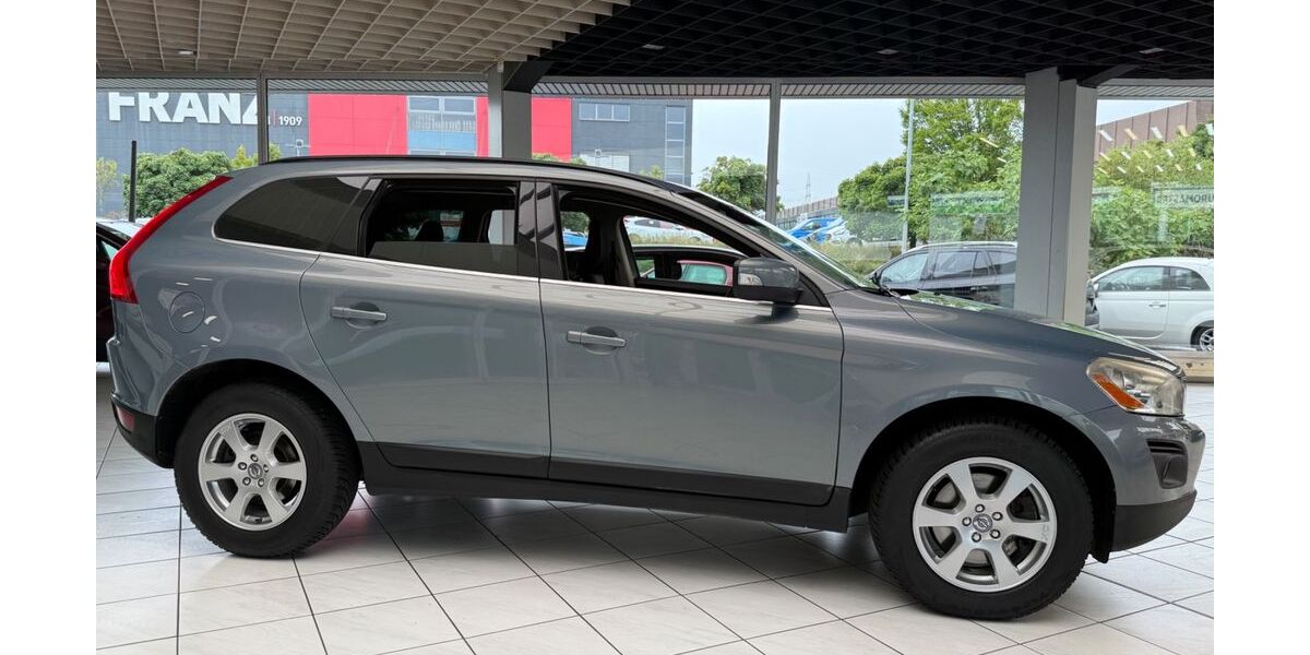 Volvo XC60 171.000 km 8.500 &euro; Mainz 55120