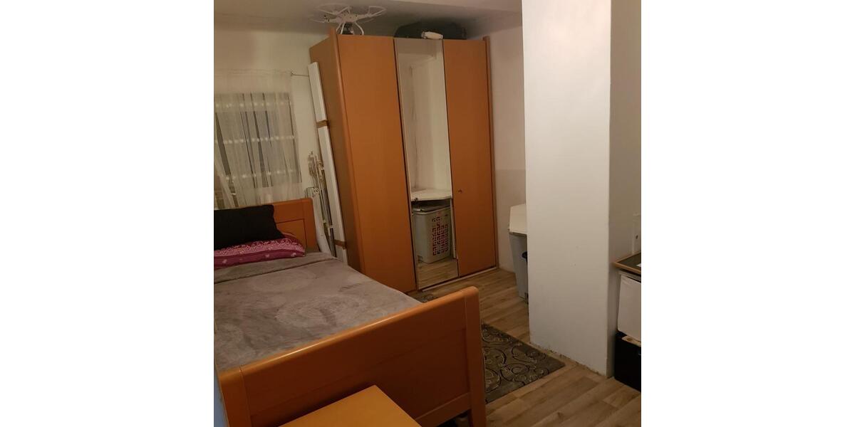 Mehrfamilienhaus, Wohnhaus Markt Erlbach - 16 Zimmer, 450 m&sup2;, 460.000&euro; | Angebot:27050053