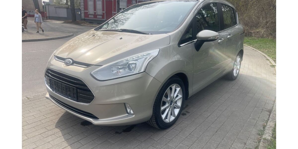 Ford B-Max 73.000 km 3.999 &euro; Gelsenkirchen 45889
