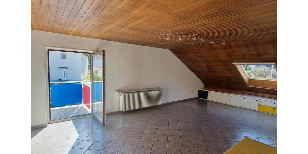 Dachgeschoßwohnung Bad Dürkheim - 2 Zimmer, 61 m&sup2;, 800&euro; | Angebot:26395677