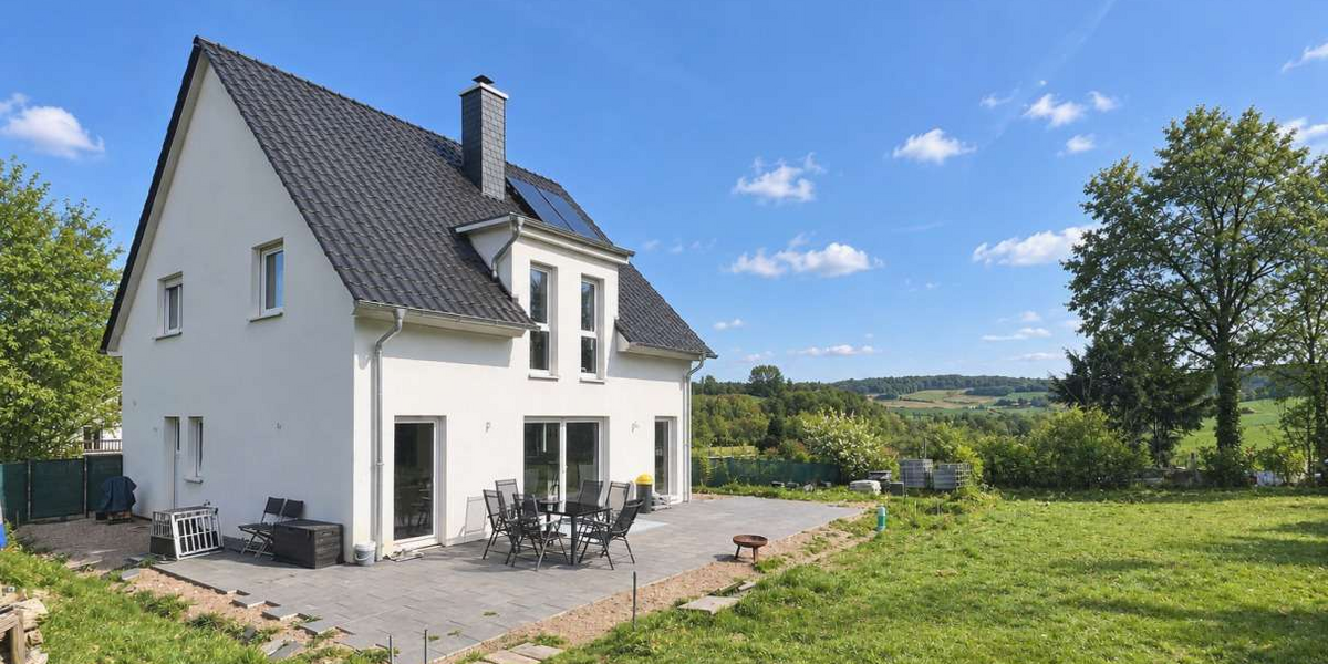 Einfamilienhaus Emmerthal - 5 Zimmer, 134 m&sup2;, 379.000&euro; | Angebot:27475212