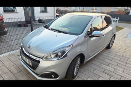 Peugeot 208 180.000 km 4.790 &euro; Kremmen 16766