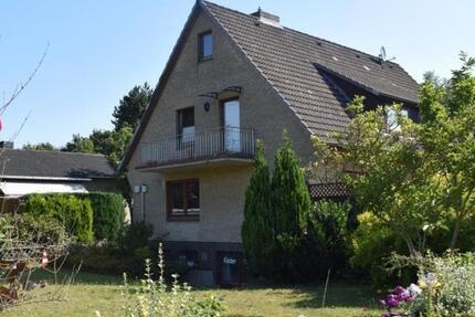 Haus Neu Wulmstorf - 9 Zimmer, 214 m&sup2;, 2.350&euro; | Angebot:25850639