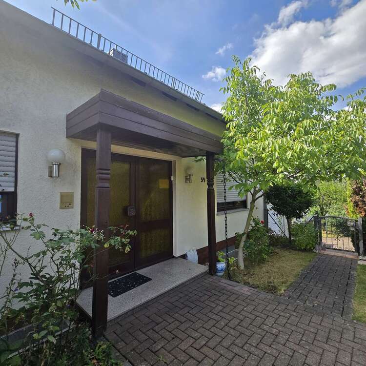 Haus zum Kaufen in Kronberg im Taunus 989.000 € 181.69 m²