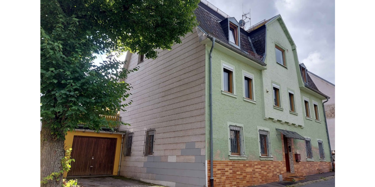 Mehrfamilienhaus in zentraler Lage 1 zimmer