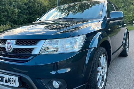 Fiat Freemont 85.000 km 8.999 &euro; Tübingen 72074