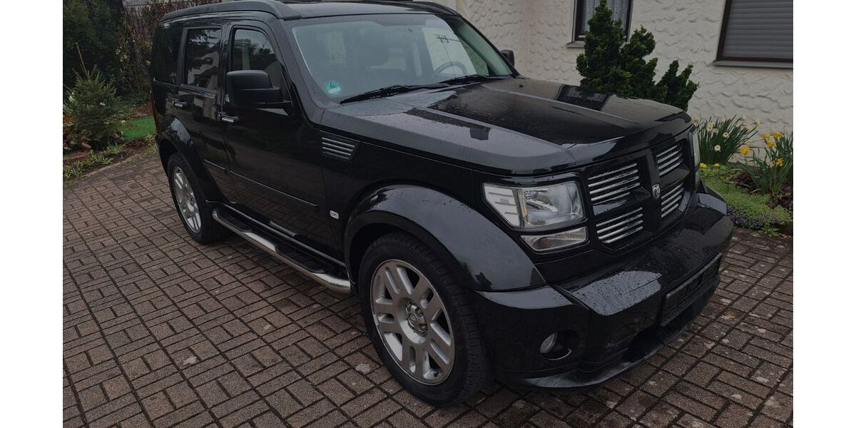 Dodge Nitro 186.000 km 11.900 &euro; Haiterbach-Unterschwandorf 72221