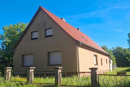 Haus Hettstedt - 6 Zimmer, 75 m&sup2;, 120.000&euro; | Angebot:26762516