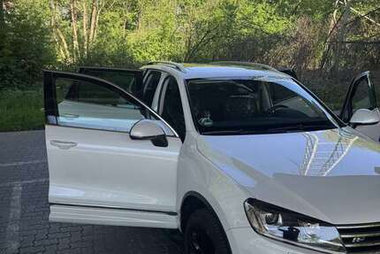 VW Touareg 130.500 km 23.500 € Netphen 57250