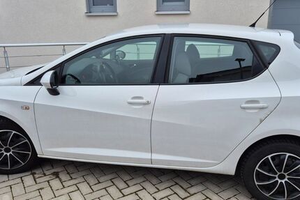 Seat Ibiza 157.000 km 7.000 &euro; Oberotterbach 76889