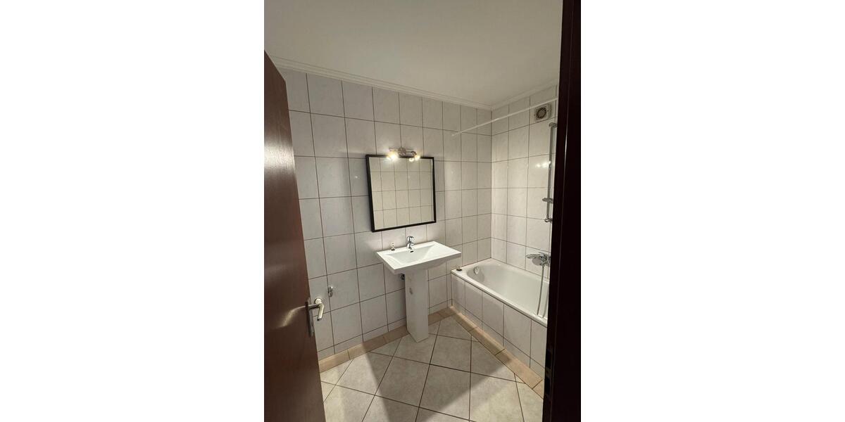 Etagenwohnung Obertshausen - 3 Zimmer, 76 m&sup2;, 239.000&euro; | Angebot:26086767