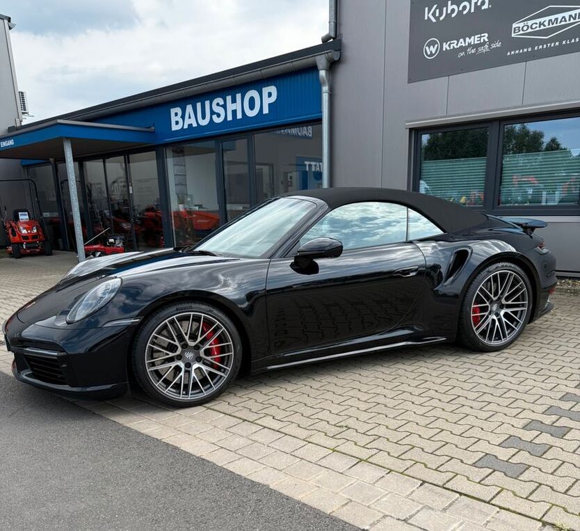 992