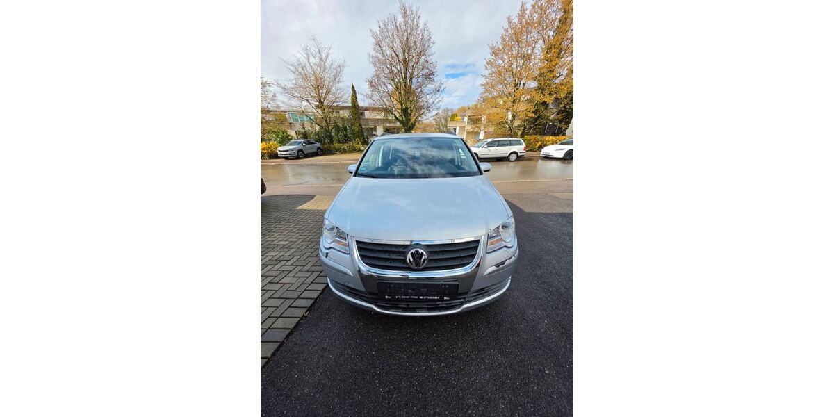 VW Touran 220.000 km 3.999 &euro; Reutlingen 72766