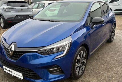Renault Clio 24.885 km 14.390 &euro; Ludwigsburg 71636