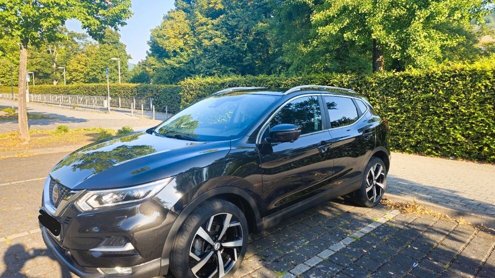 Nissan Qashqai 89.000 km 15.400 € Hackenheim 55546