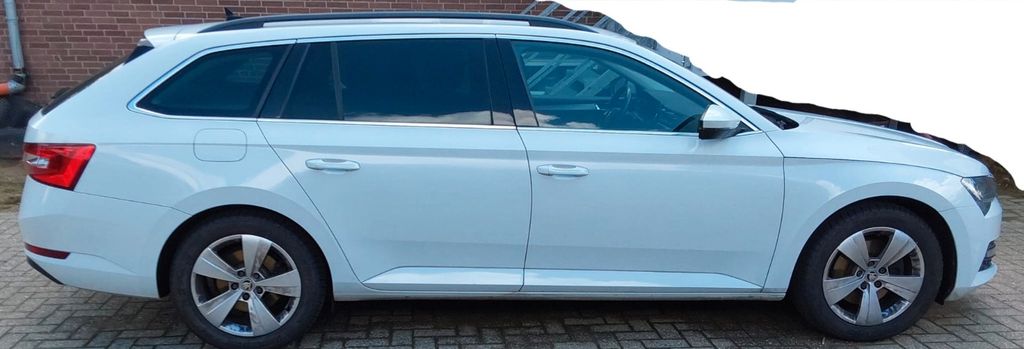 Skoda Superb 109.220 km 22.999 &euro; Reken 48734