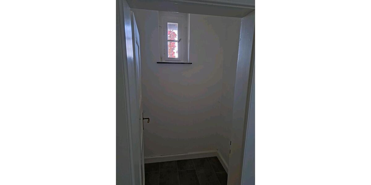 Etagenwohnung Blankenburg (Harz) - 4 Zimmer, 115 m&sup2;, 830&euro; | Angebot:25850611