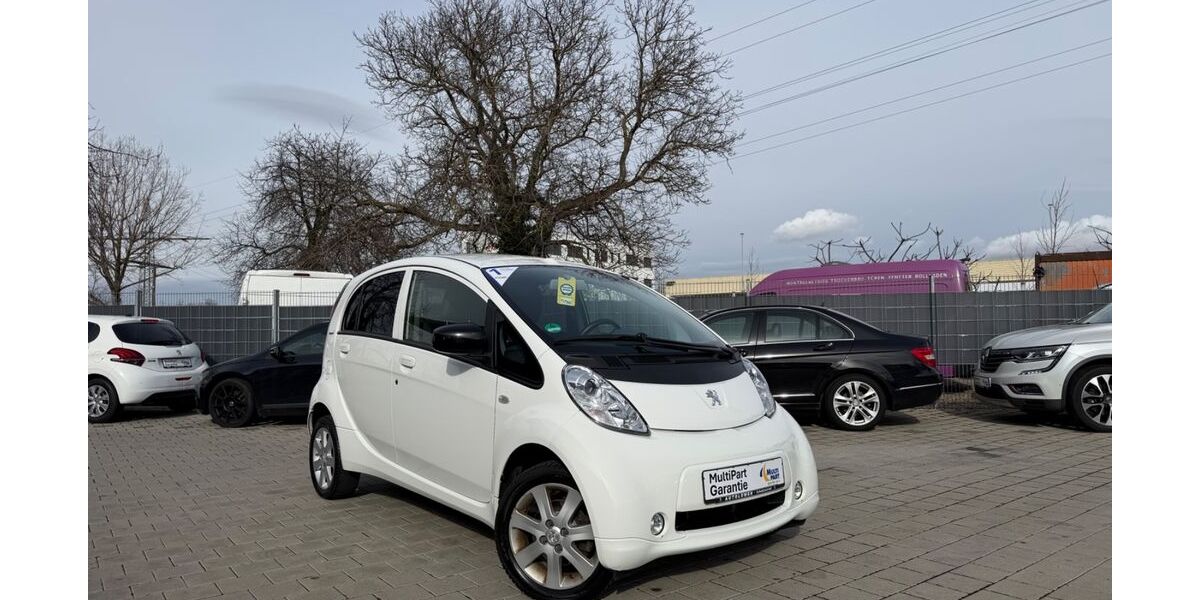 Peugeot iOn 62.000 km 5.000 &euro; Freiburg im Breisgau 79115