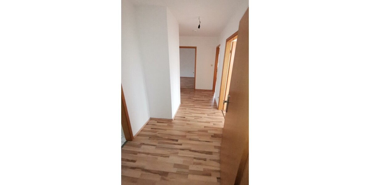 Sonnige Dachgeschosswohnung mit tollem Ausblick! - Dachgeschoßwohnung Alfeld Röllinghausen | Angebot:26378669