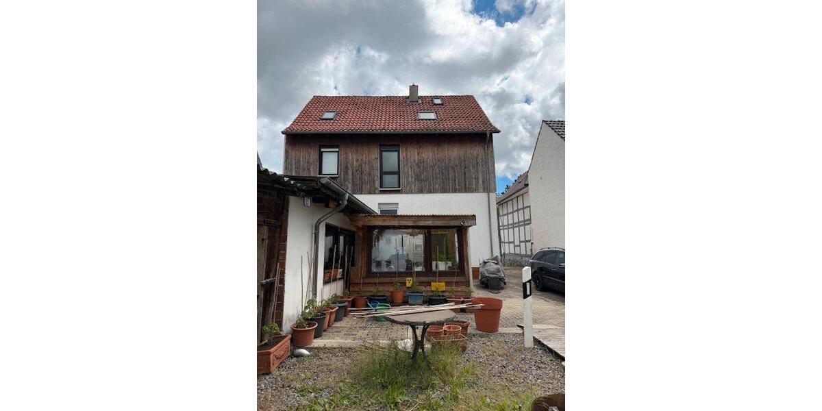 Mehrfamilienhaus, Wohnhaus Bad Wildungen - 6 Zimmer, 150 m&sup2;, 175.000&euro; | Angebot:26612296