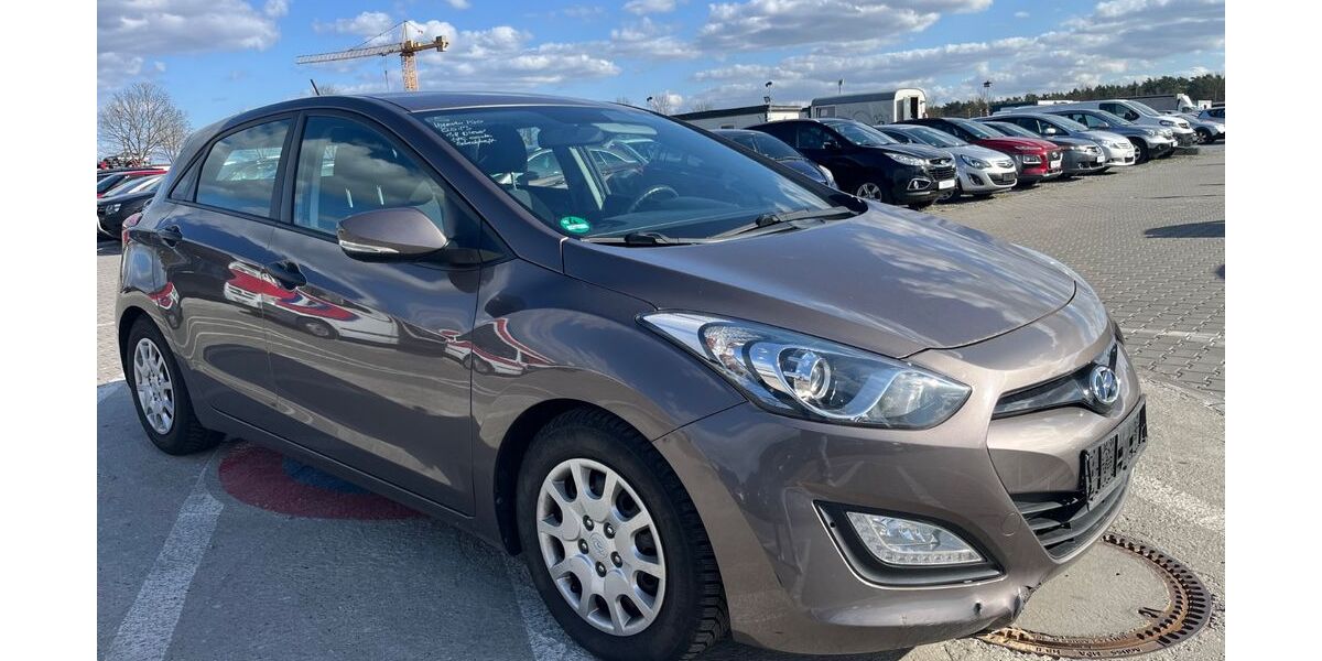 Hyundai i30 177.782 km 4.999 &euro; Mittenwalde 15749