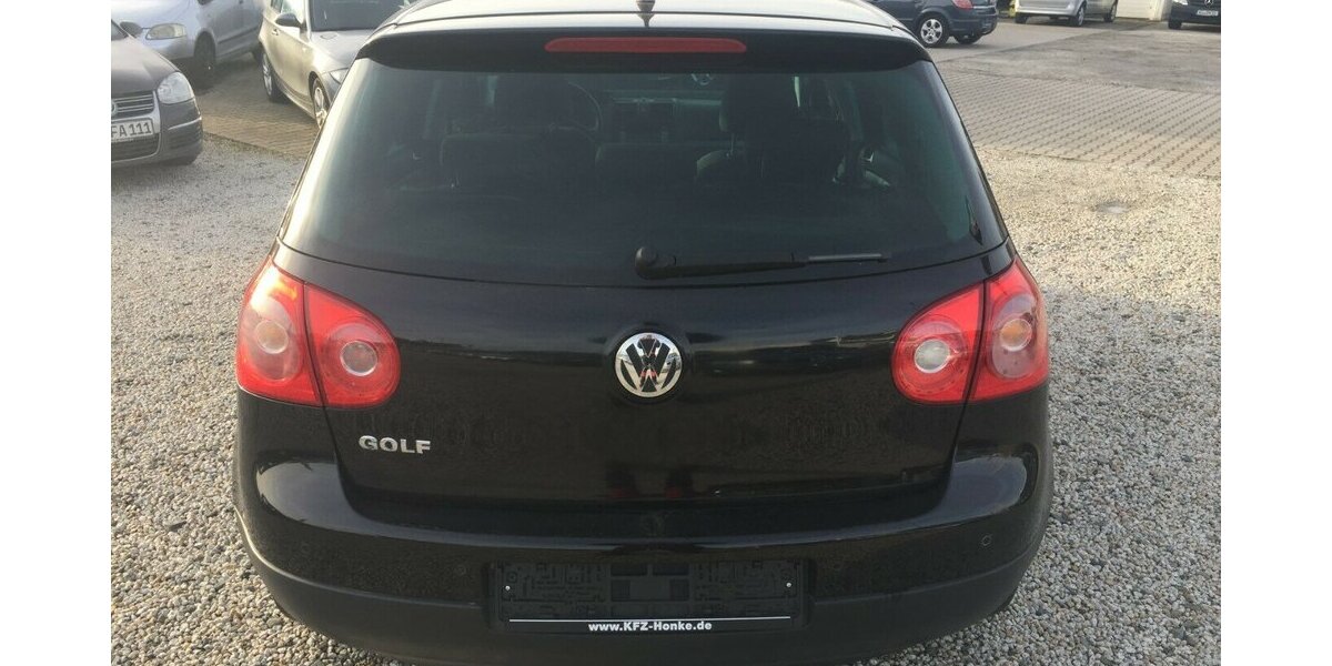 VW Golf Tour Edition,el.SD..Klima,Sitzheiz.,Tüv Neu! 200.000 km 2.999 &euro; Himmelkron 95502