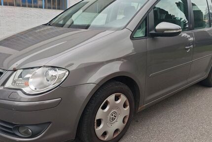 VW Touran 512.000 km 1.199 &euro; Waldkraiburg 84478
