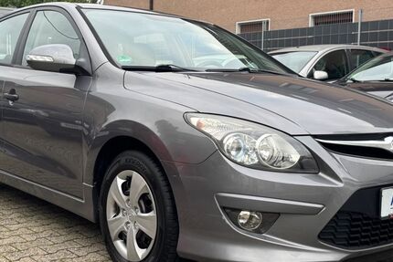Hyundai i30 159.316 km 4.800 € Köln 50858