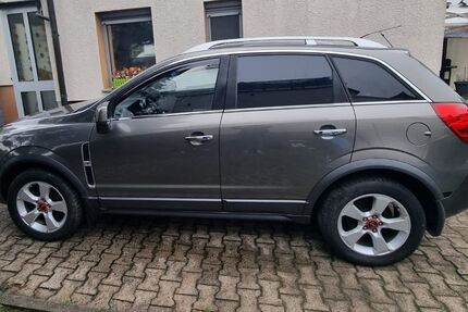Opel Antara 209.000 km 8.900 € Rosbach vor der Höhe 61191