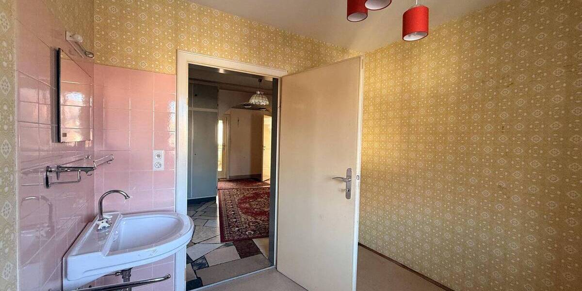 Mehrfamilienhaus, Wohnhaus Oberammergau - 8 Zimmer, 185 m&sup2;, 450.000&euro; | Angebot:26376447