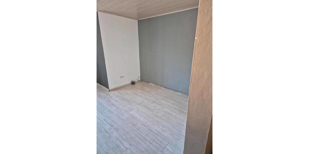 Etagenwohnung Biedenkopf - 4 Zimmer, 130 m&sup2;, 130.000&euro; | Angebot:26982261