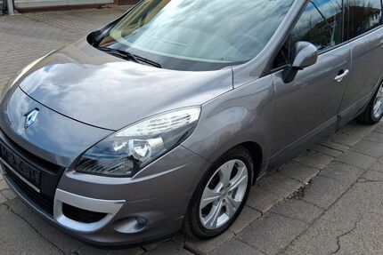 Renault Scenic 127.000 km 2.600 &euro; Bad Nauheim 61231