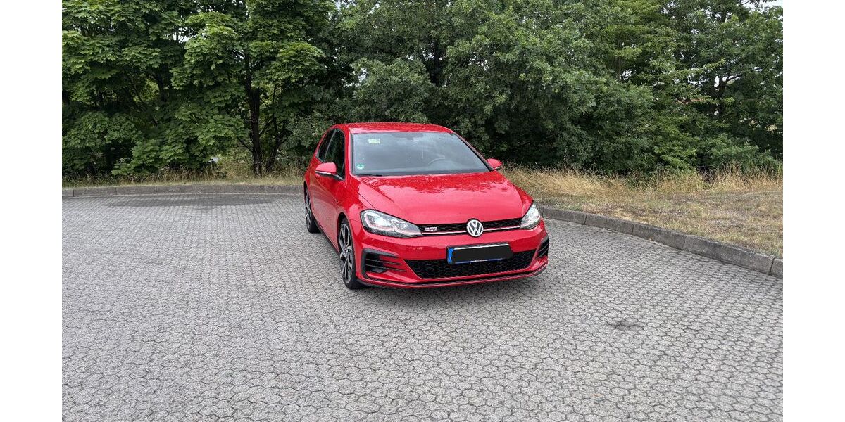 VW Golf 103.000 km 18.500 &euro; Lauchhammer 01979