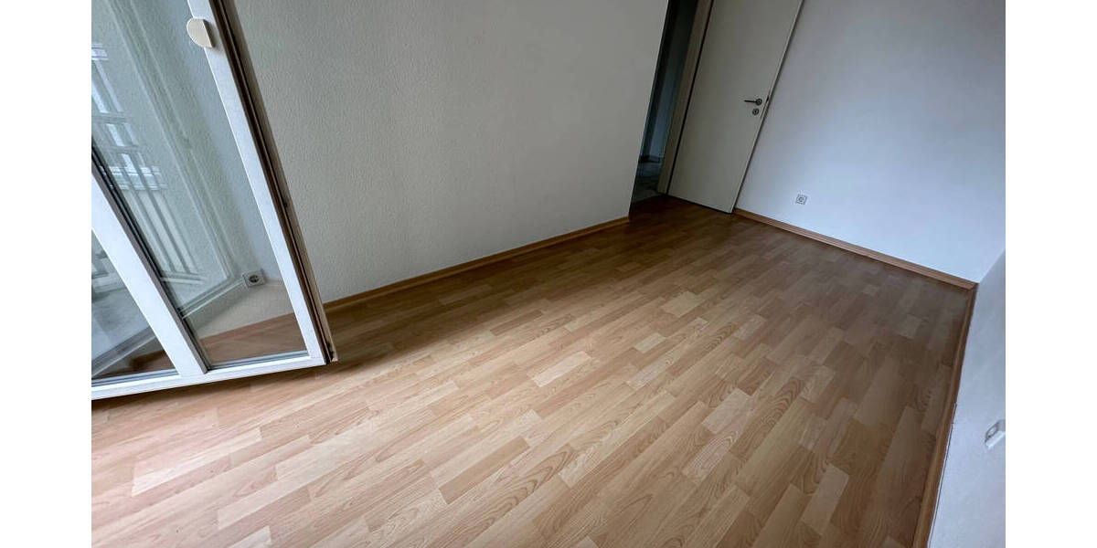 Zimmer Chemnitz Kaßberg - 3 Zimmer, 72 m&sup2;, 450&euro; | Angebot:26188293