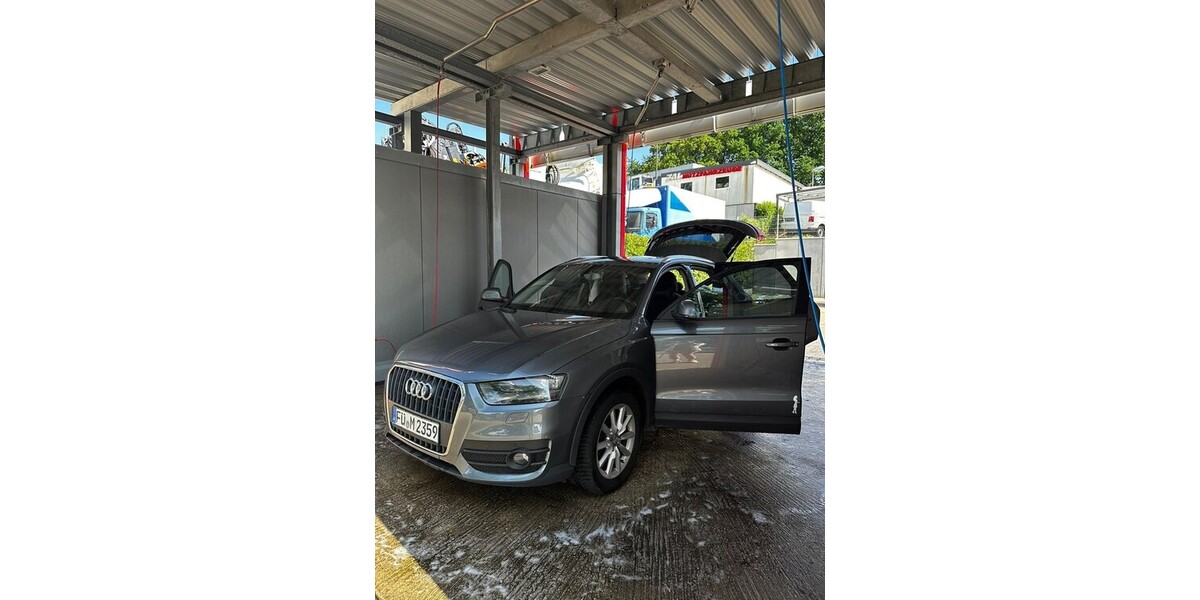 Audi Q3 218.000 km 9.000 € Zirndorf 90513