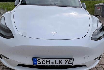 Tesla Model Y 86.000 km 36.400 € Buttstädt 99628