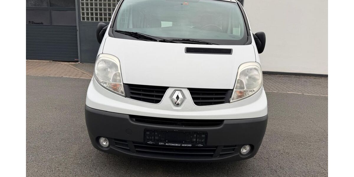 Renault Trafic 81.000 km 9.900 &euro; Herford 32051