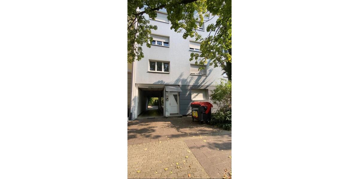 Möbliertes WG Zimmer in der Karlsruher Südstadt 3 zimmer