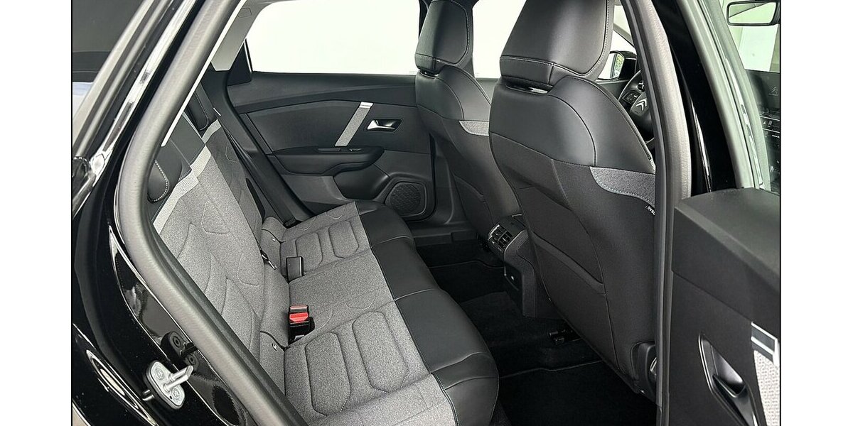 Citroen C4 PureTech Full-LED Temp. Kamera HeadUp Assist 19.800 km 15.999 &euro; Stade 21682