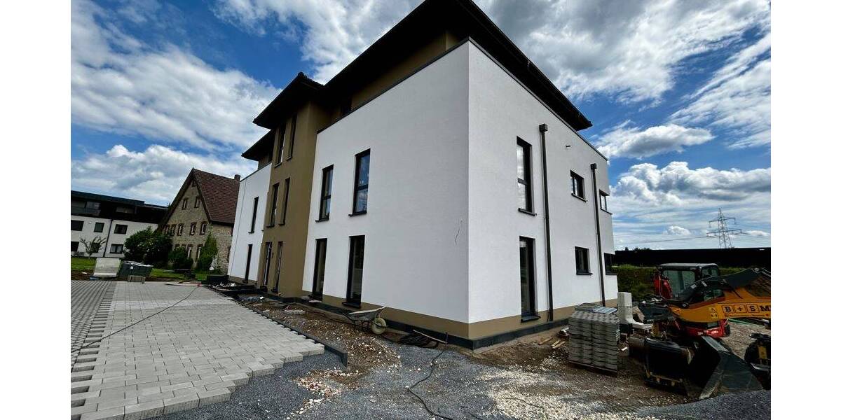 Etagenwohnung Leopoldshöhe - 4 Zimmer, 104 m&sup2;, 1.495&euro; | Angebot:26779642