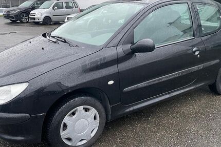 Peugeot 206 26.883 km 3.490 &euro; Ofterdingen 72131