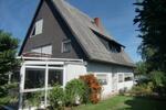 Einfamilienhaus mit großem Grundstück und großzügiger Einliegerwo zimmer