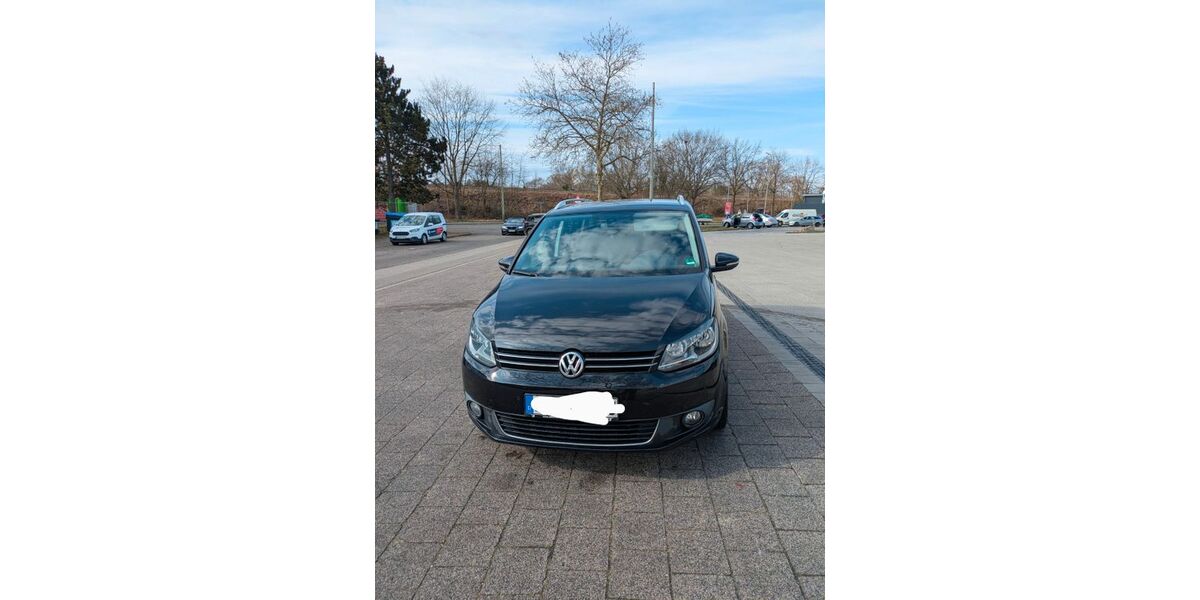VW Touran 177.500 km 8.900 &euro; Karlsruhe 76139