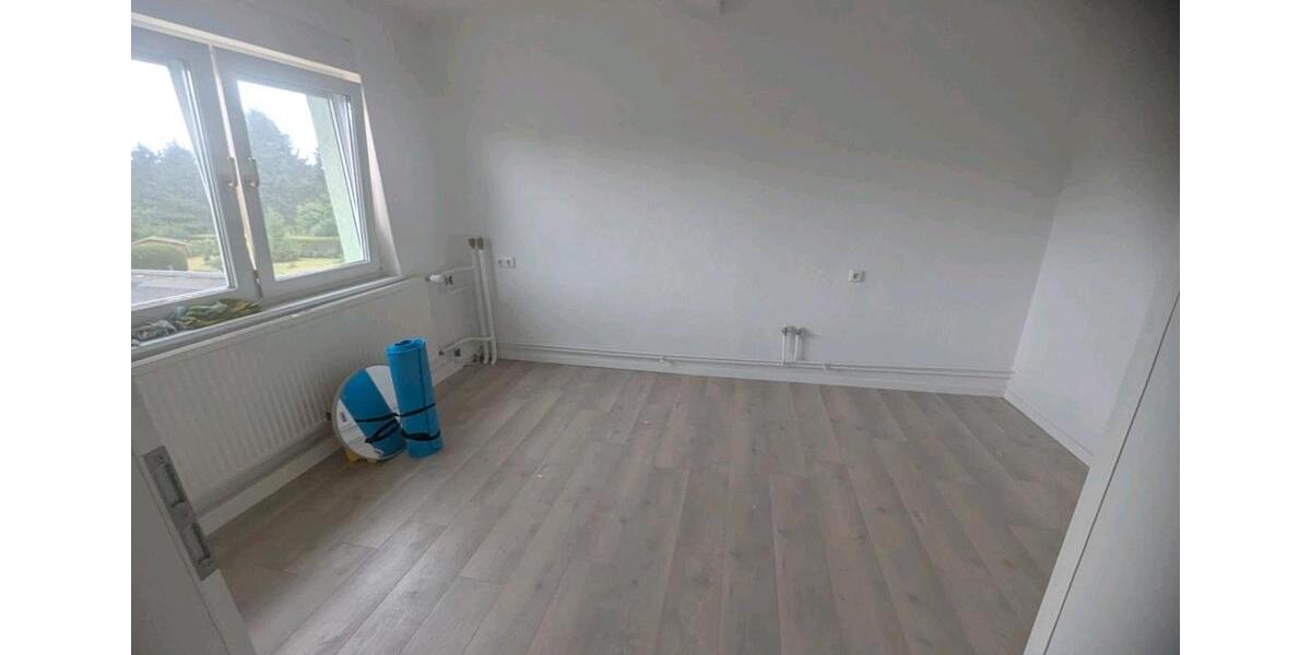 Doppelhaushälfte Zerbst (Anhalt) - 5 Zimmer, 130 m&sup2;, 215.000&euro; | Angebot:26877078